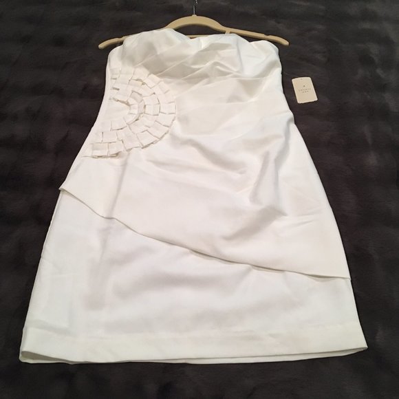 Ivory Strapless Dress (Medium) - Picture 1 of 9